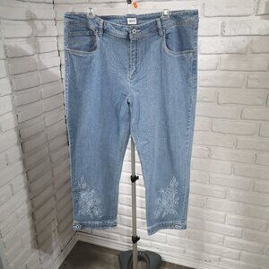 Together Ladies Size 18 Lighter Wash Cropped Pants with Embroidery on Front Legs